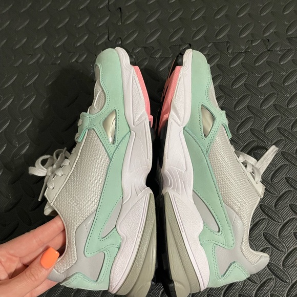 ADIDAS Falcon- Watermelon - Picture 5 of 5